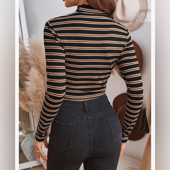 Taylor swift inspired Striped Black and Tan Long Sleeve Crop Top “Honey” size L - Picture 2 of 6